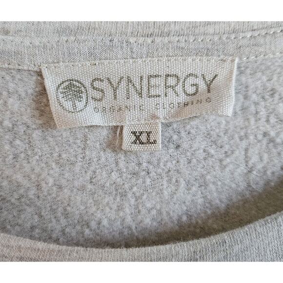 Synergy Organic Clothing top with Blue Crane Design - Picture 3 of 8